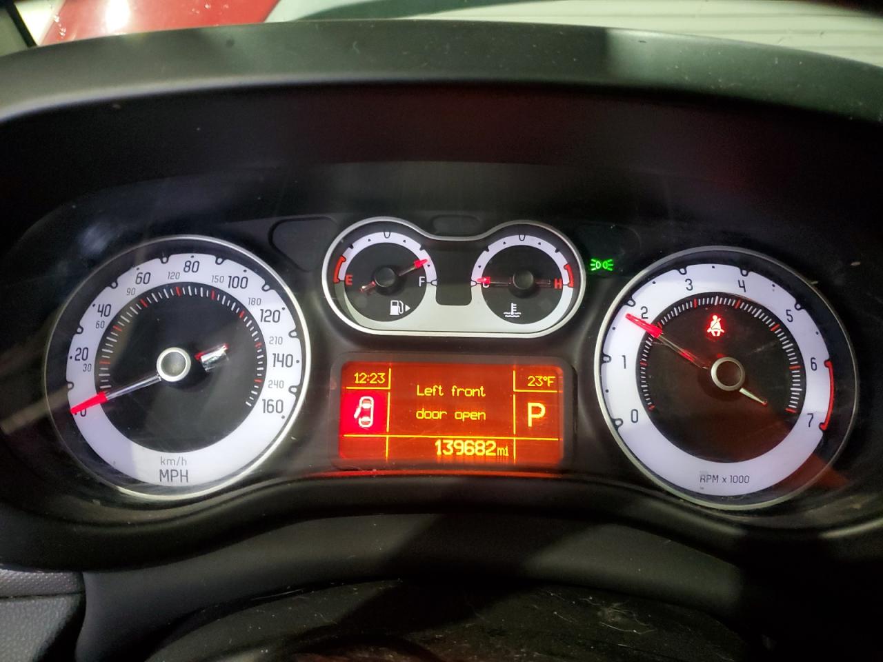 2015 FIAT 500 - Image 9