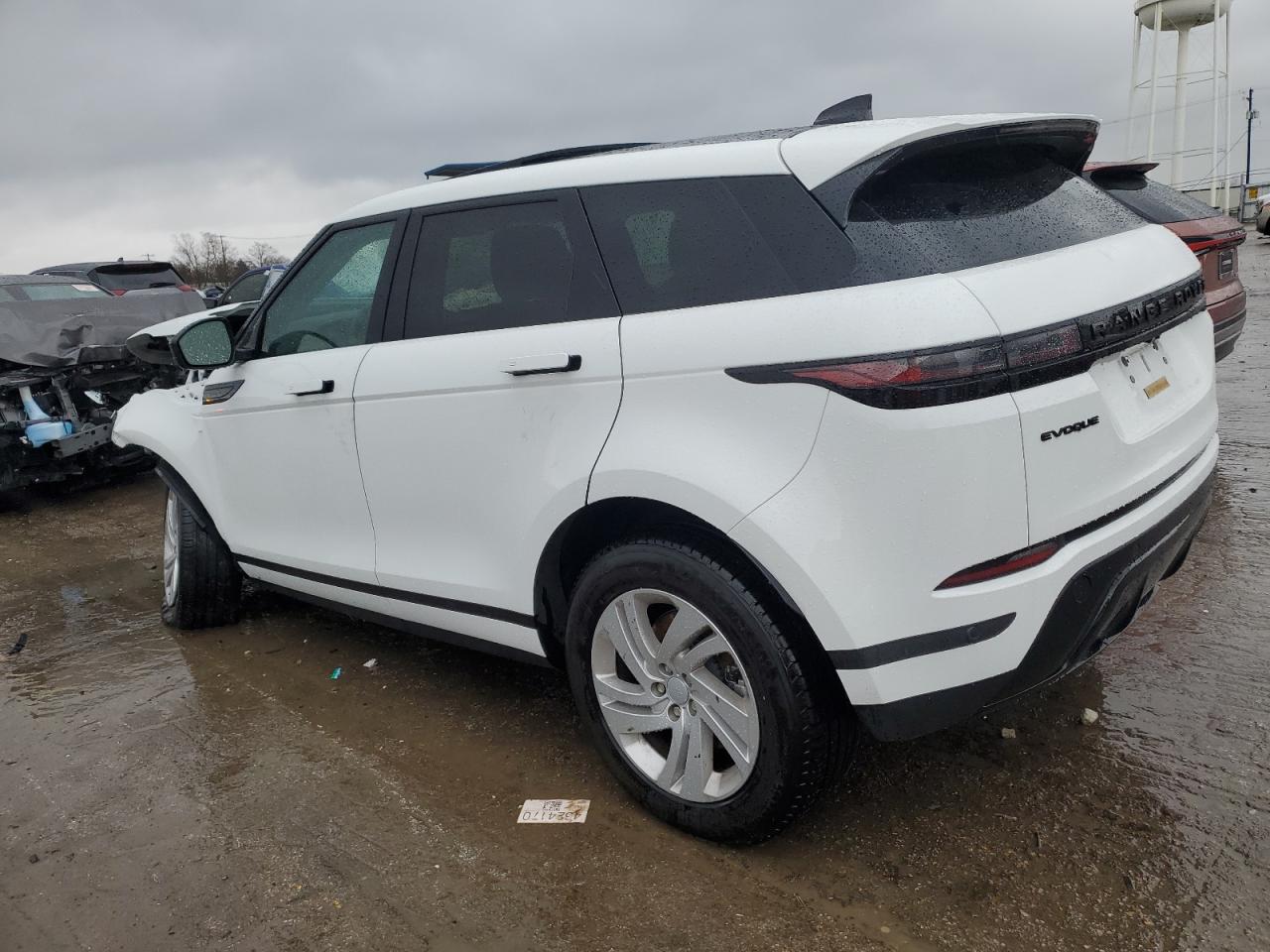 2024 Land Rover Range Rover - Image 2