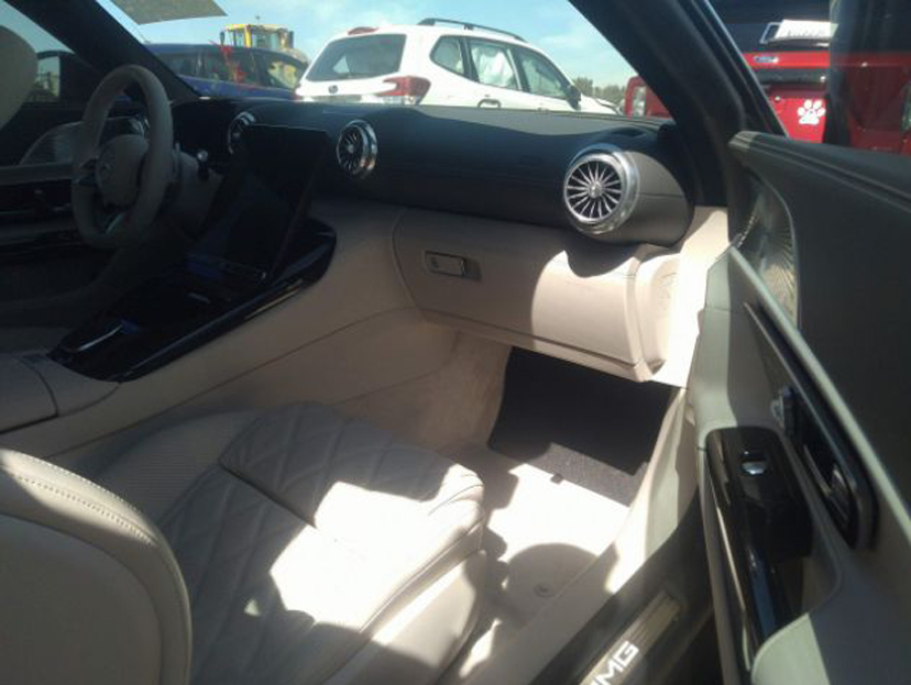 2023 Mercedes-Benz SL 63 AMG - Image 6