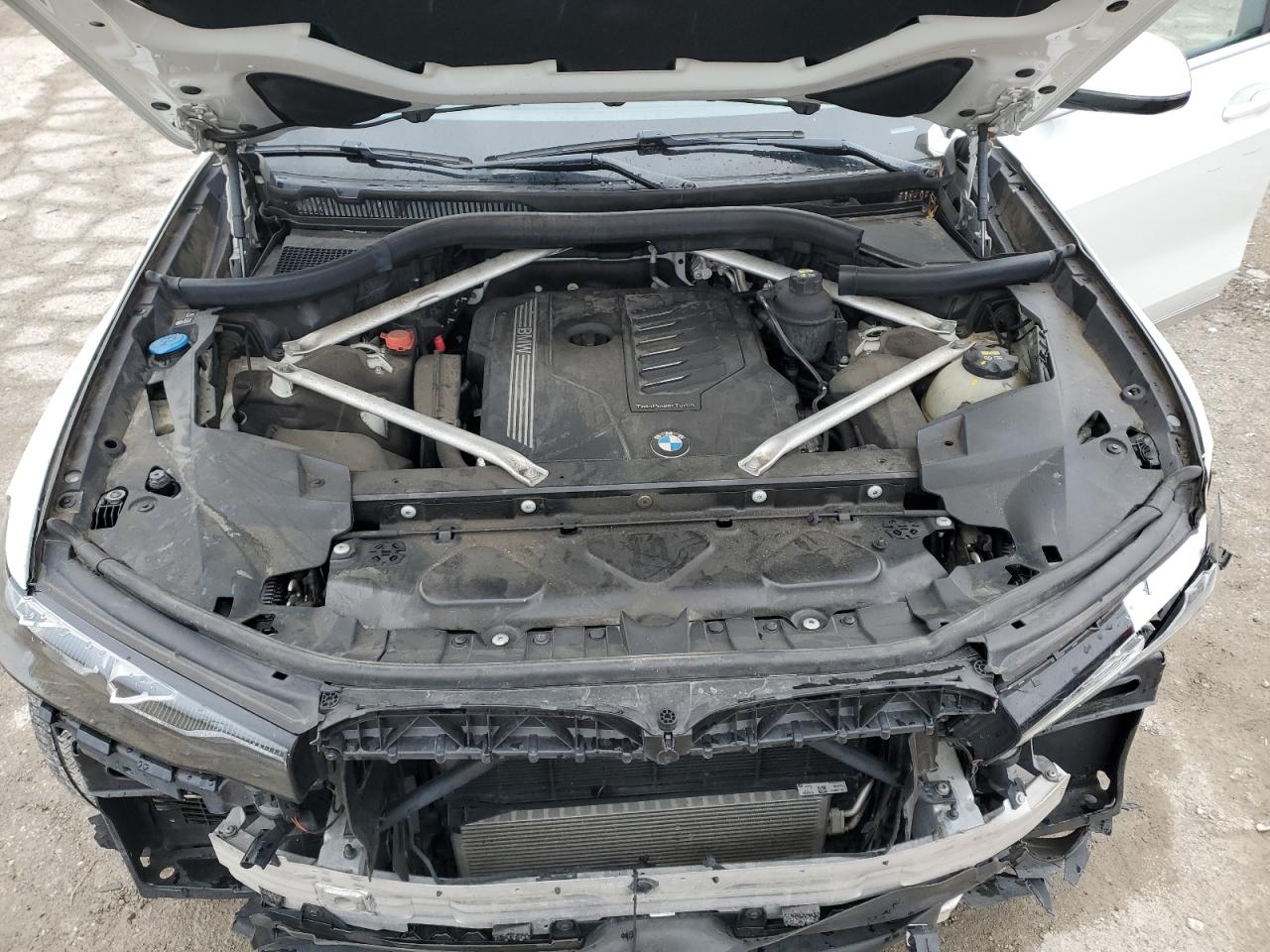 2019 BMW X7 - Image 12
