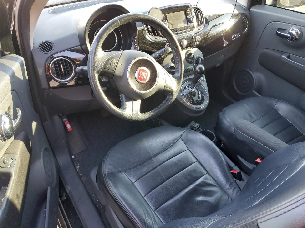2017 FIAT 500 - Image 8