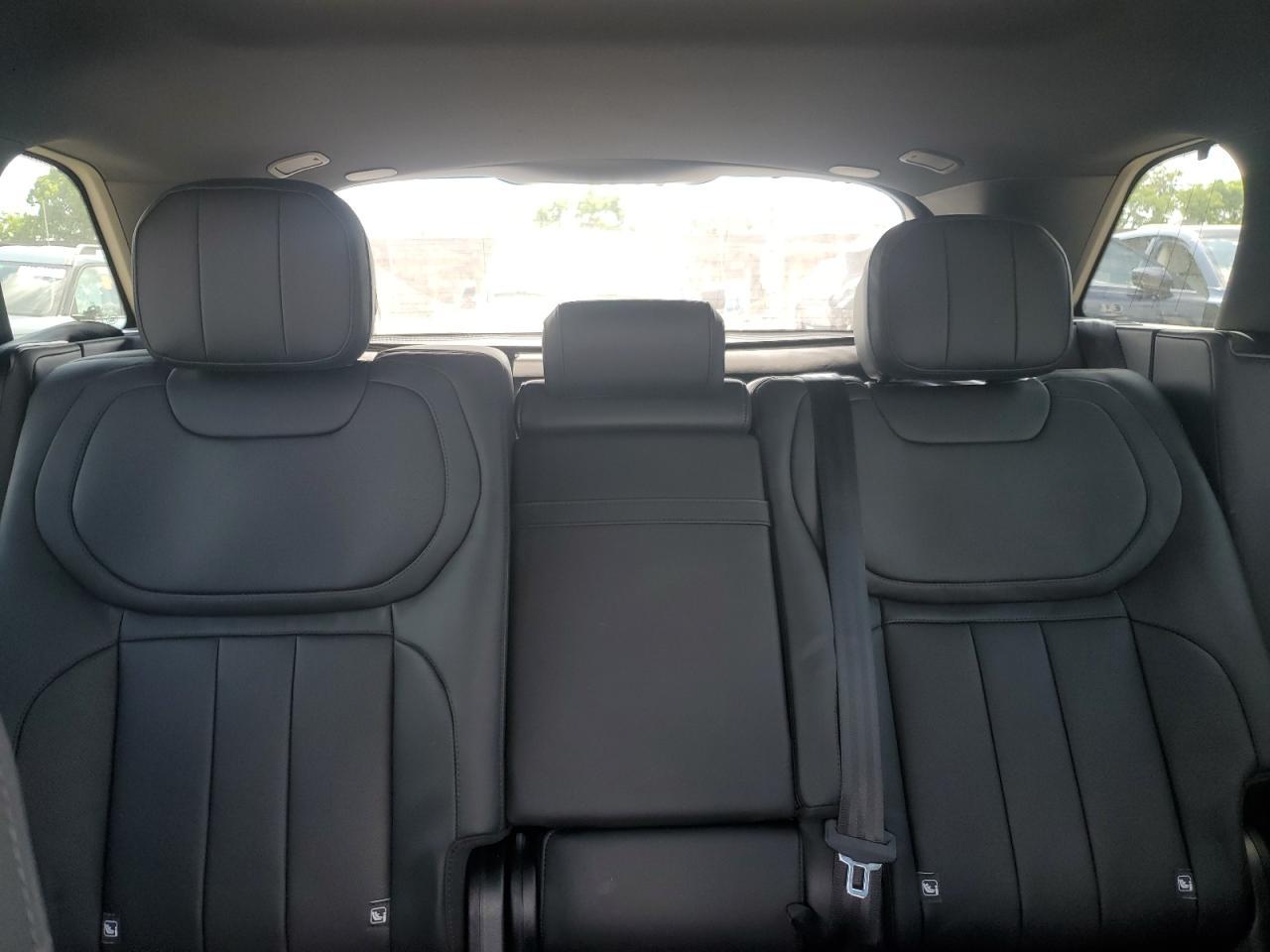 2024 Land Rover Range Rover Sport - Image 8