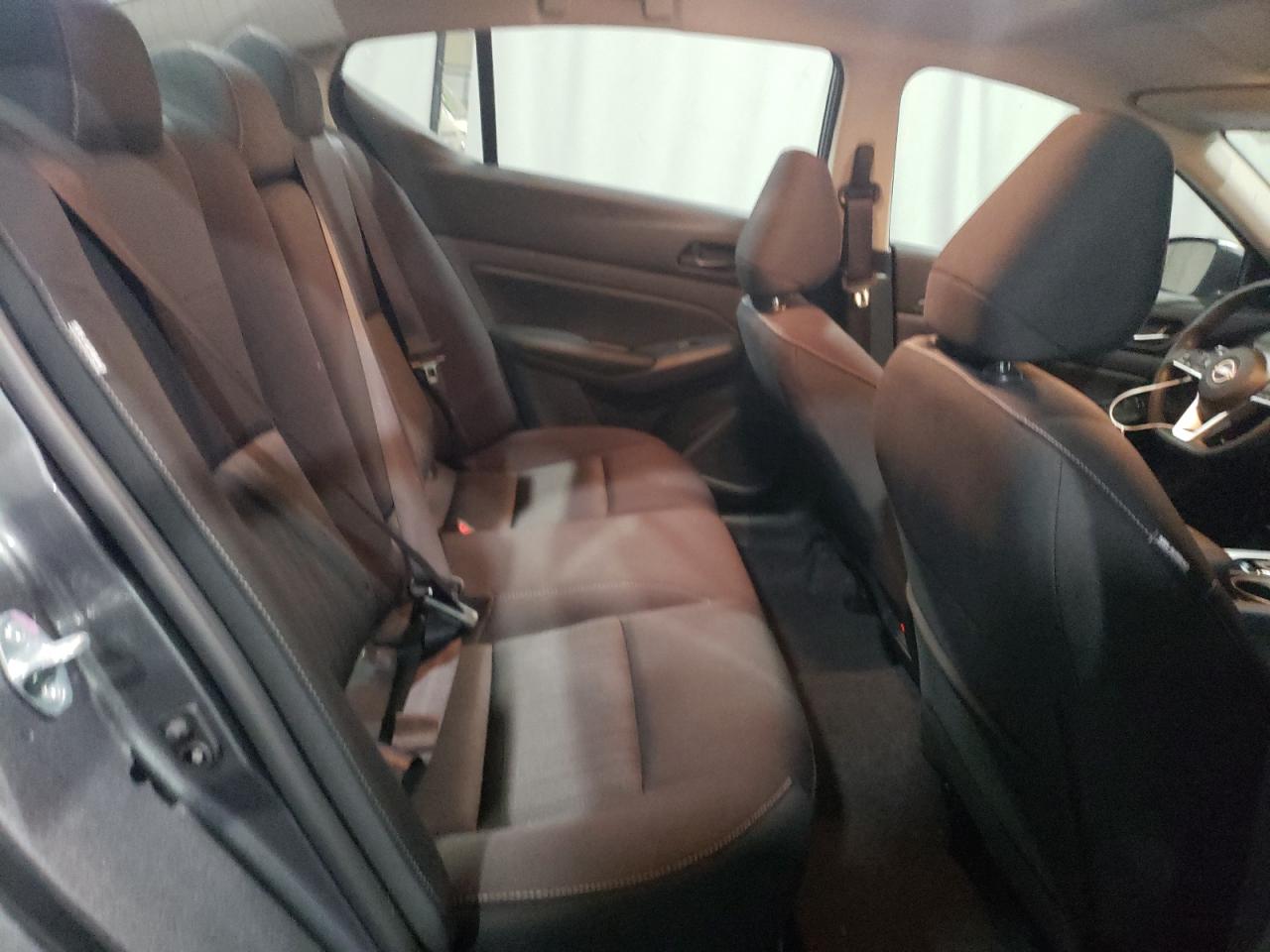 2024 Nissan Altima - Image 10