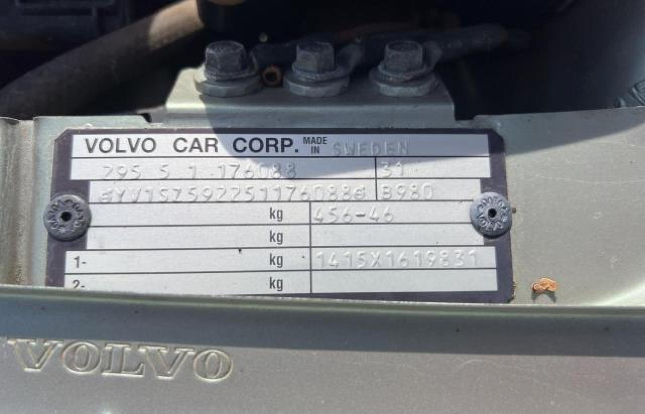 2005 VOLVO XC70 SILVER - Image 10