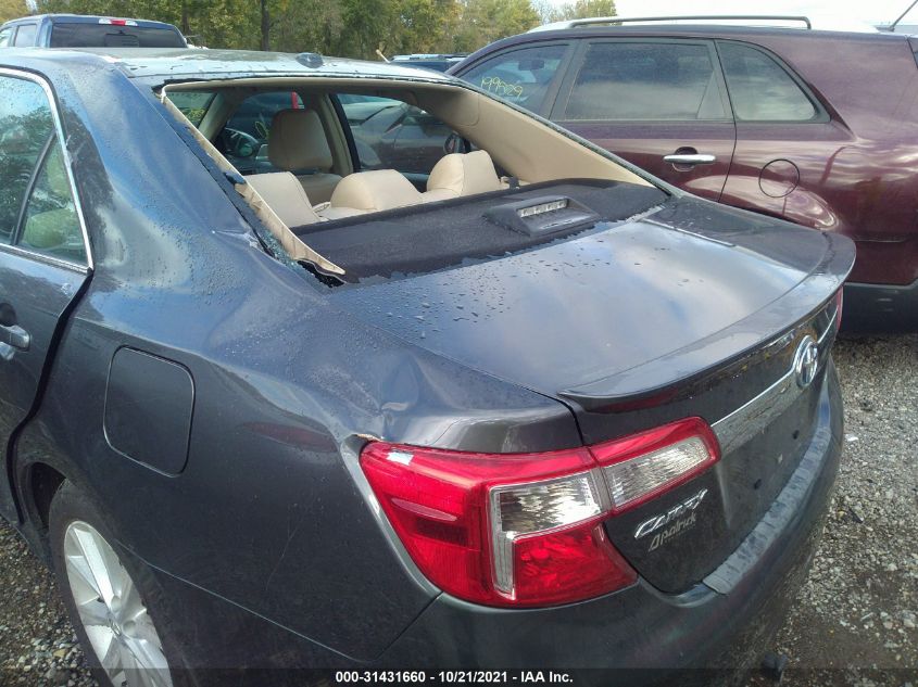 2012 Toyota Camry - Image 4