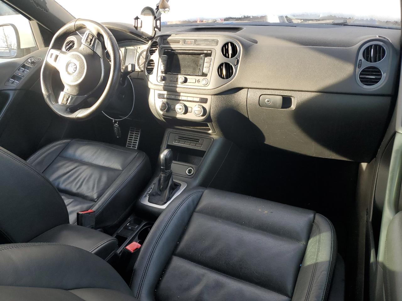 2014 VOLKSWAGEN TIGUAN - Image 8