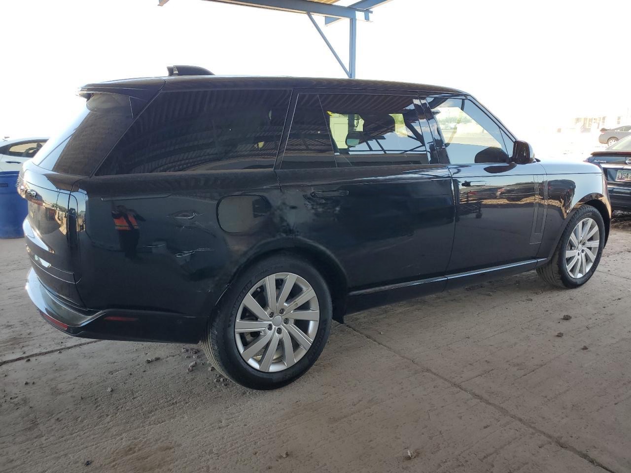 2025 Land Rover Range Rover Vogue - Image 5