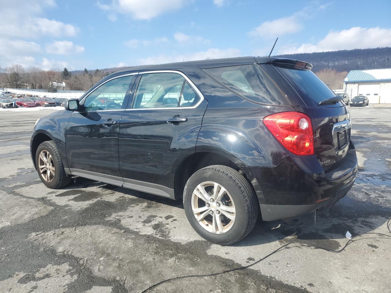 2015 Chevrolet Equinox - Image 2