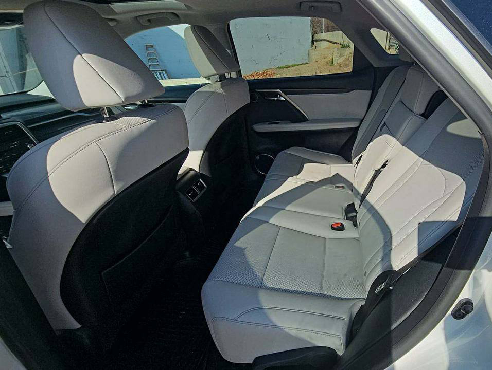 2022 Lexus RX450H - Image 7