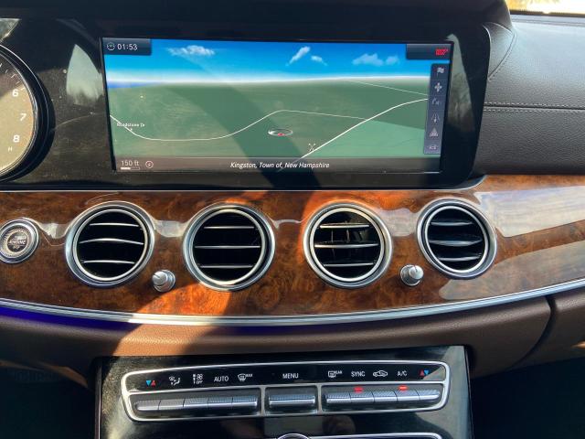 2017 Mercedes-Benz E300 4Mat - Image 11