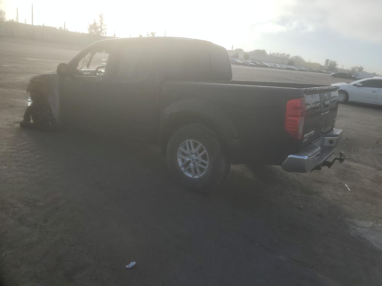 2019 NISSAN FRONTIER BLACK - Image 2
