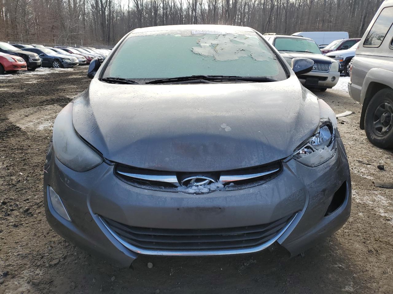 2013 Hyundai Elantra - Image 5