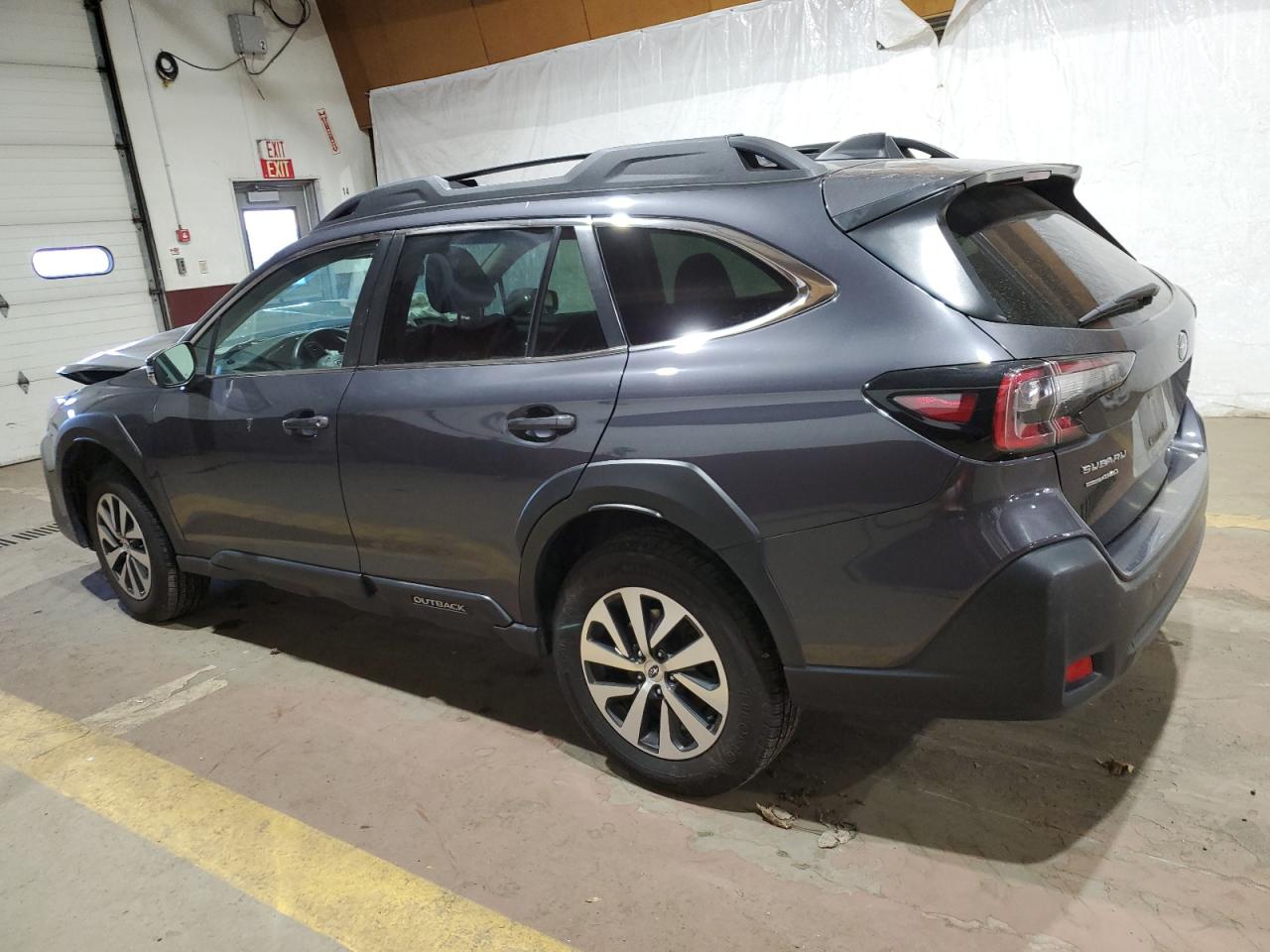 2023 SUBARU OUTBACK - Image 2