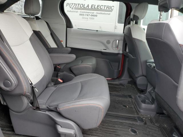 2021 Toyota SIENNA - Image 11