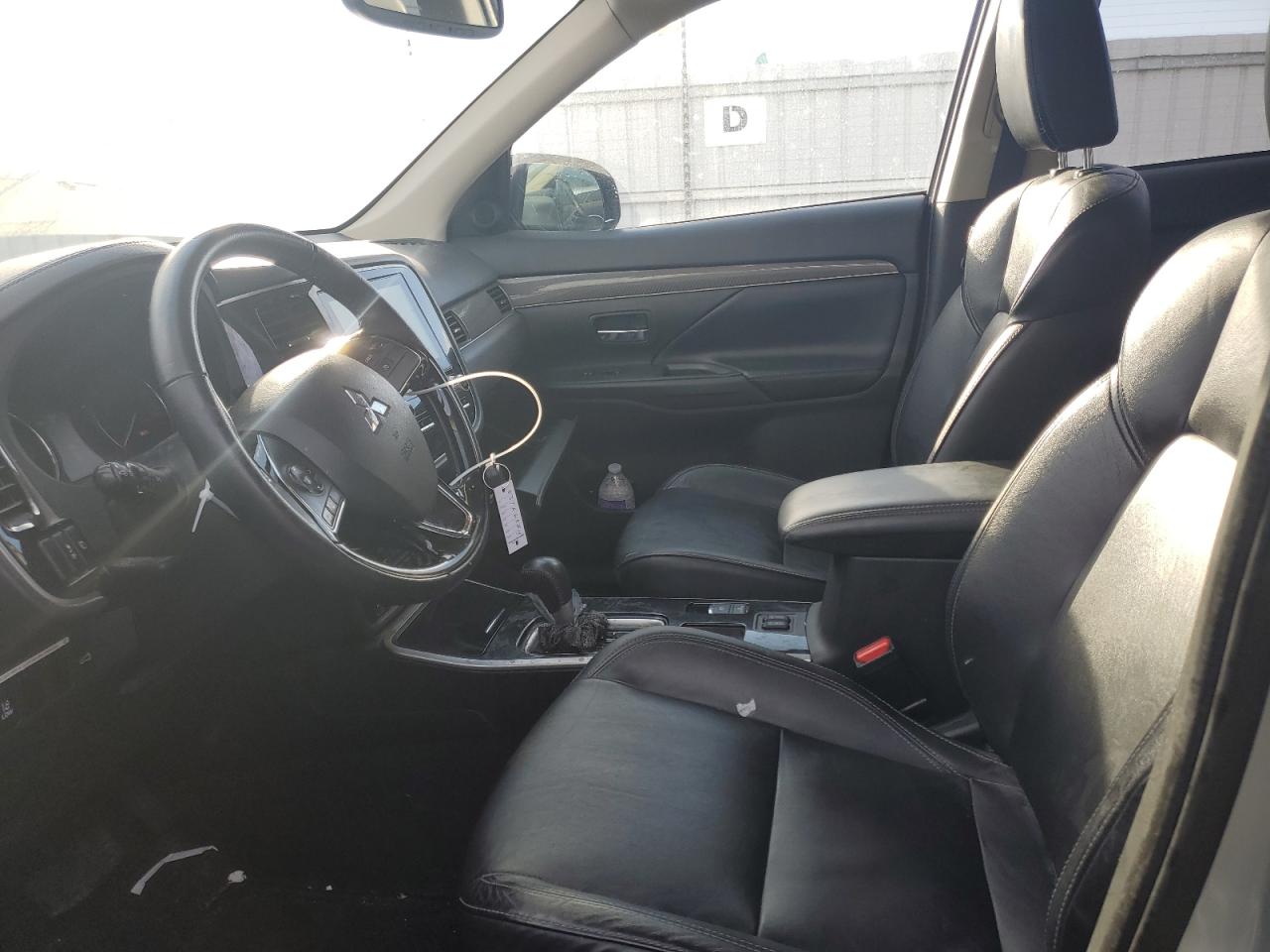 2020 MITSUBISHI OUTLANDER - Image 7