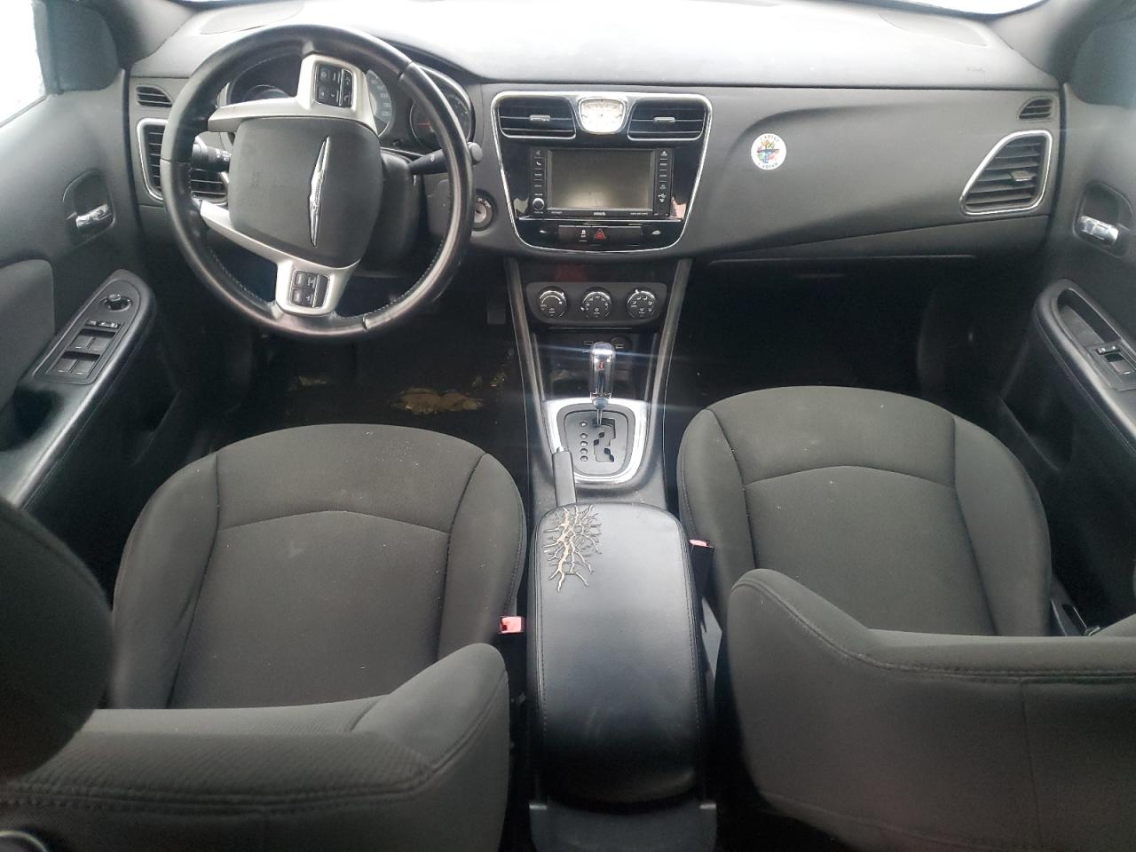 2012 CHRYSLER 200 - Image 8