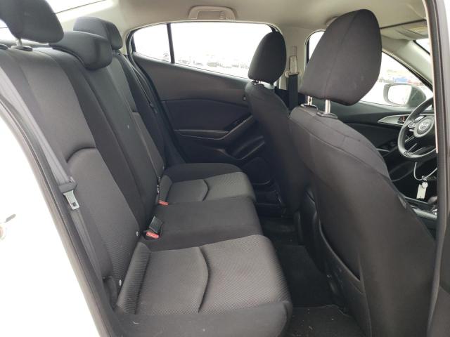 2017 Mazda 3 - Image 10