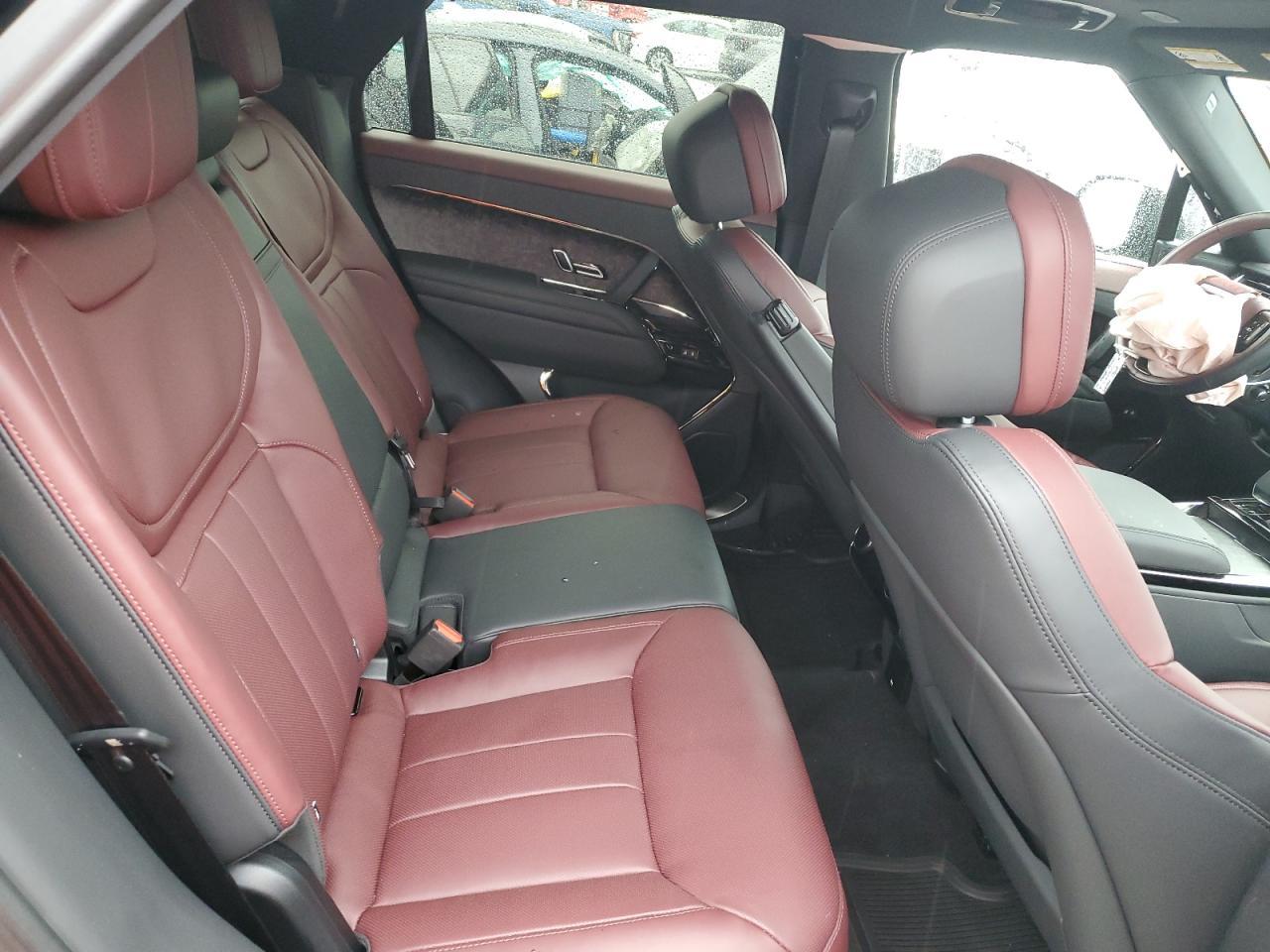 2024 Land Rover Range Rover Sport - Image 7