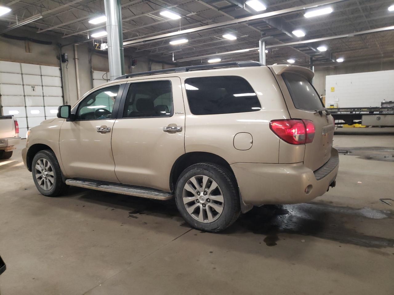 2012 TOYOTA SEQUOIA - Image 2
