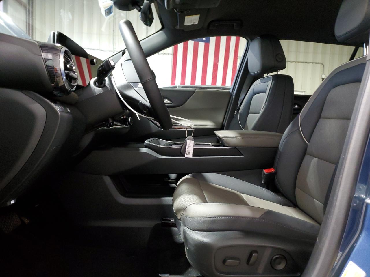 2025 Chevrolet Equinox - Image 7