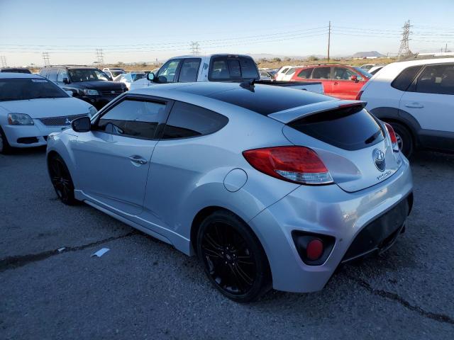 2016 Hyundai Veloster - Image 2