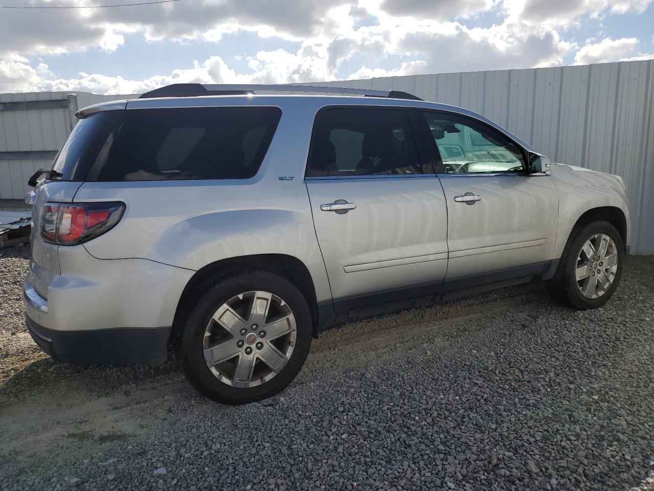 2017 GMC Acadia - Image 3