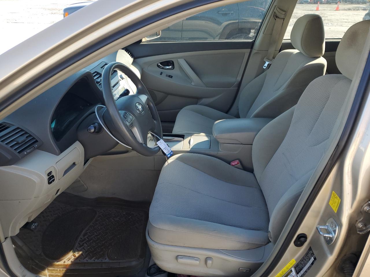 2011 Toyota Camry - Image 7