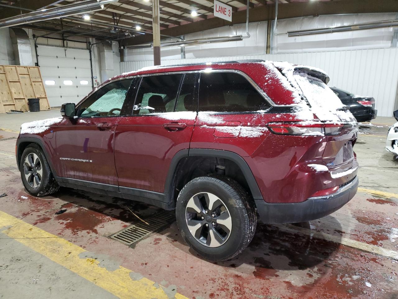 2024 Jeep Grand Cherokee - Image 2