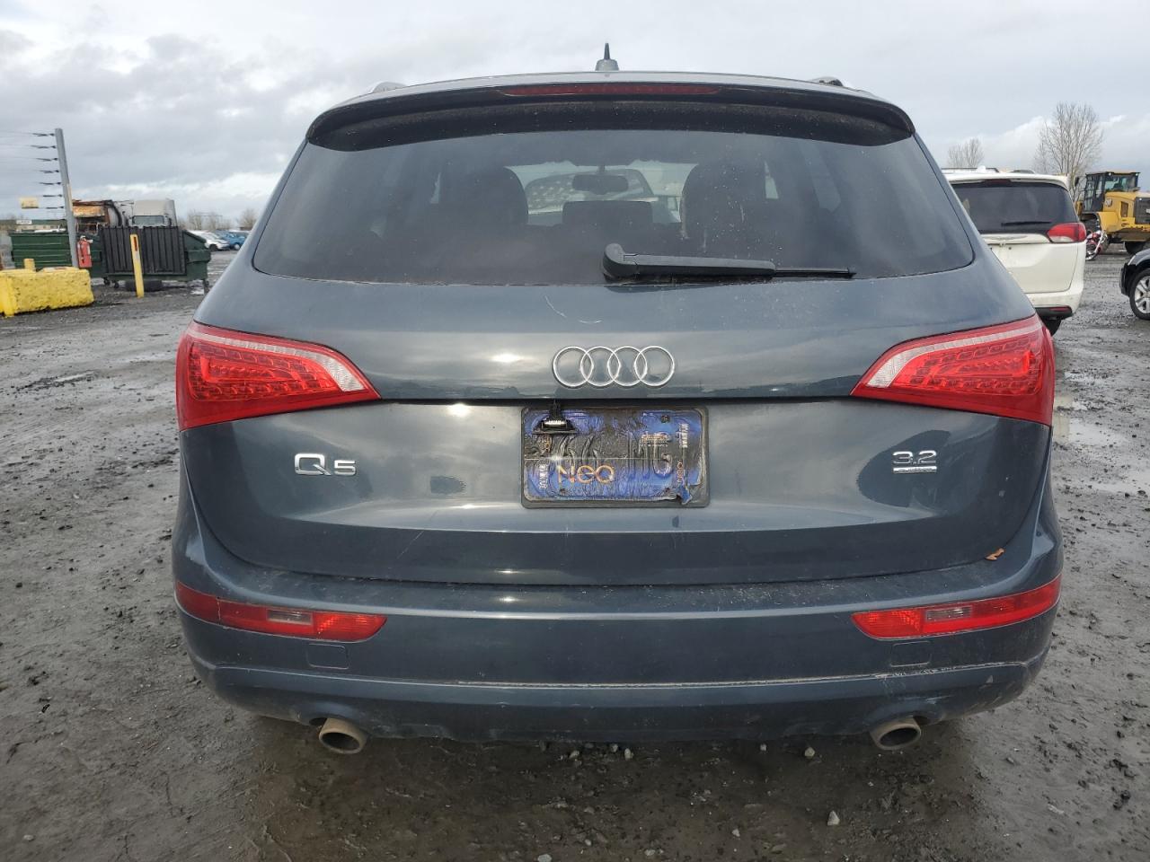 2010 AUDI Q5 PREMIUM CHARCOAL - Image 6