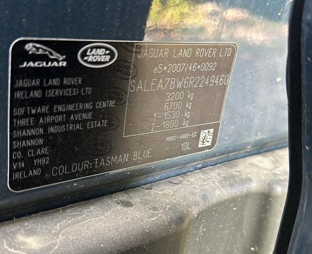 2024 Land Rover Defender 2024 - Image 10