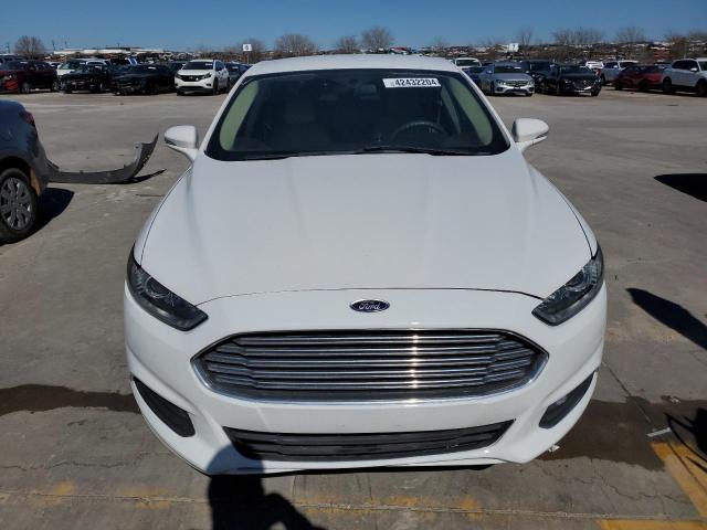 2016 Ford FUSION - Image 5