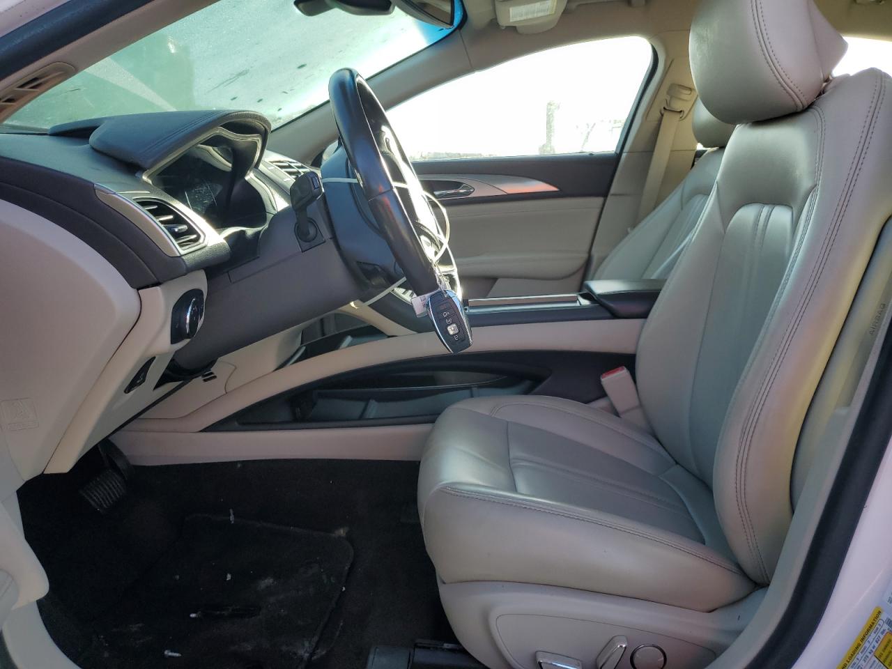 2019 LINCOLN MKZ - Image 7