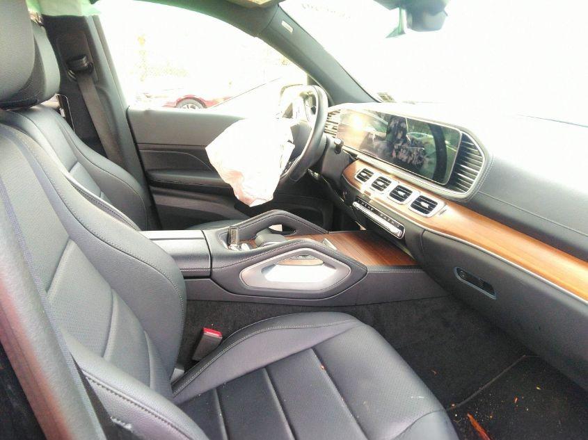 2022 Mercedes-Benz GLS450 4MATIC - Image 7