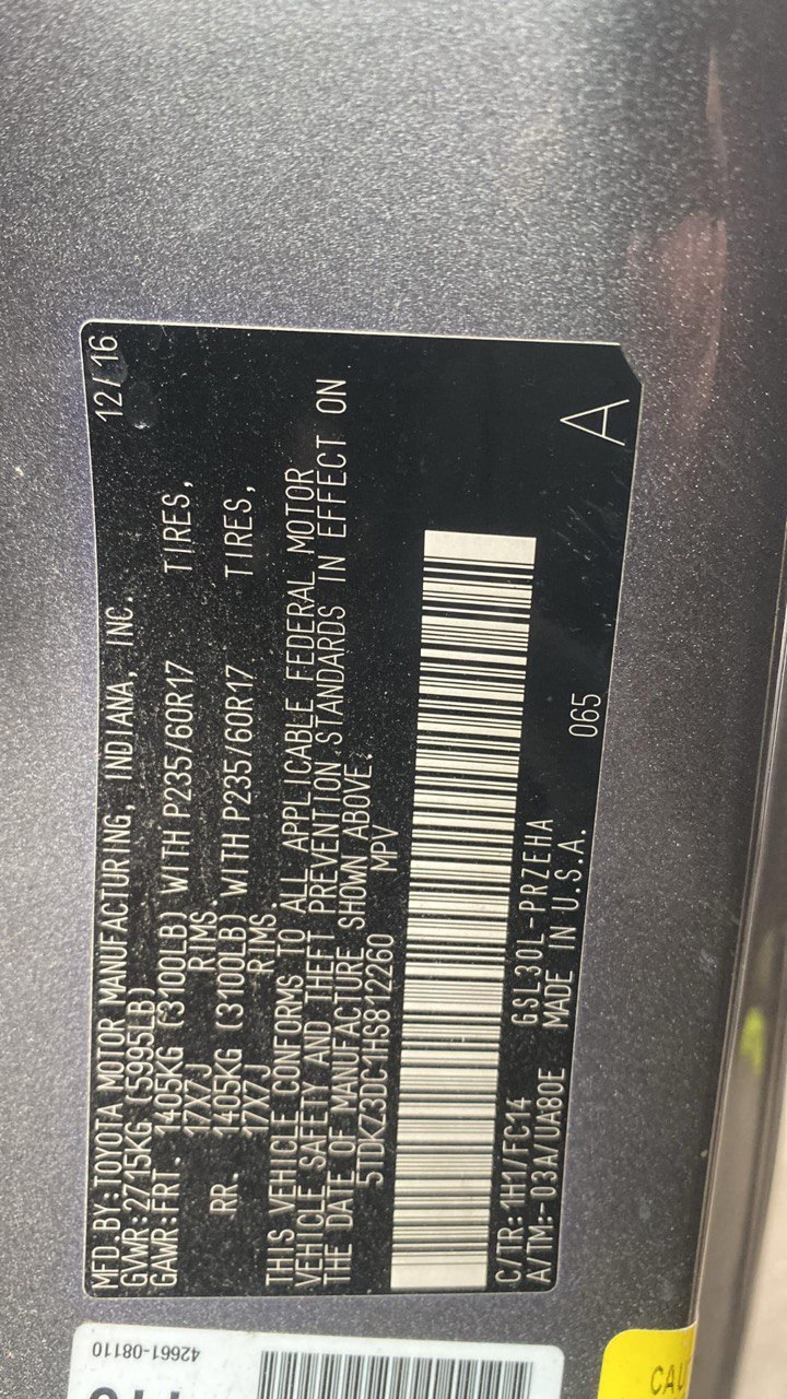 2017 Toyota Sienna - Image 7