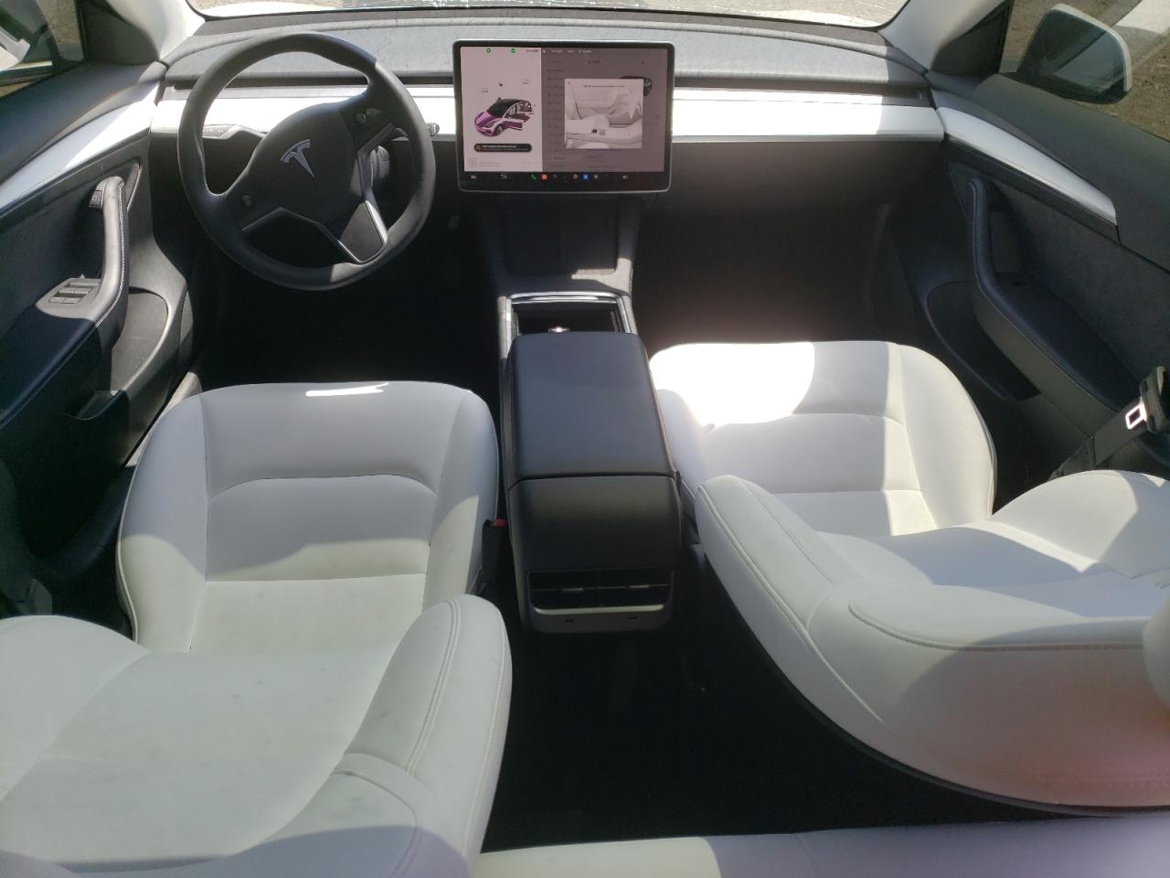 2023 Tesla Model 3 - Image 8