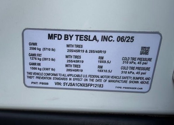 2025 Tesla Model S - Image 8