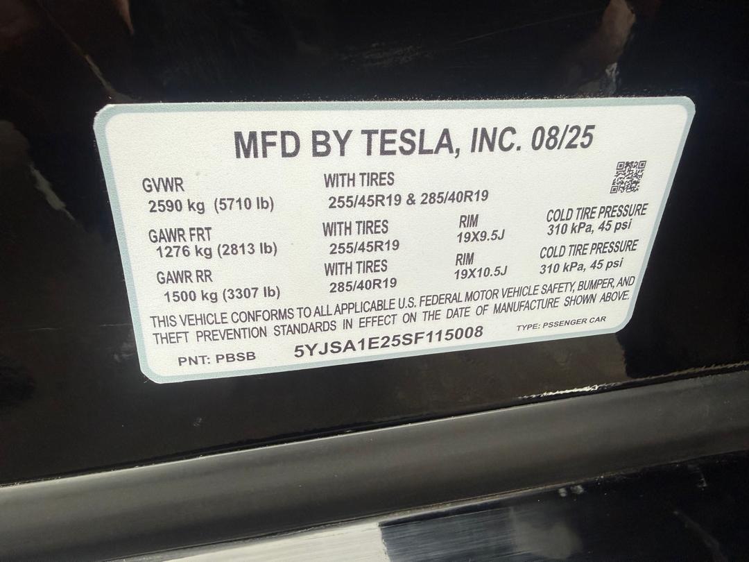 2025 Tesla Model S - Image 8