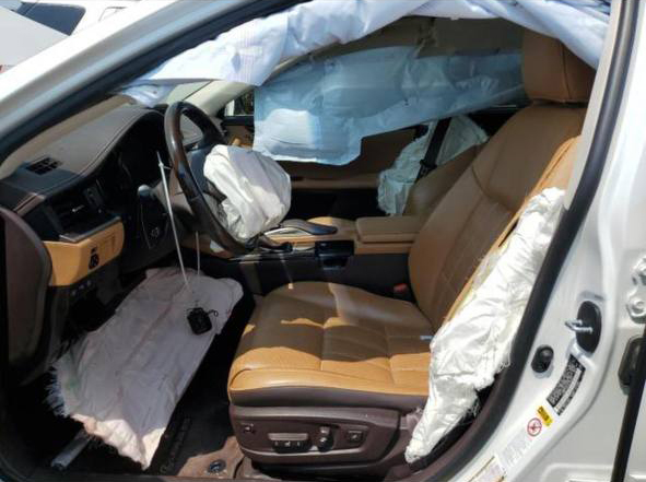 2017 Lexus ES 300H - Image 6