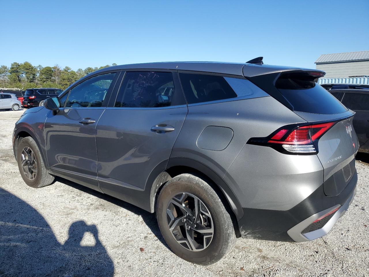 2024 Kia Sportage - Image 2