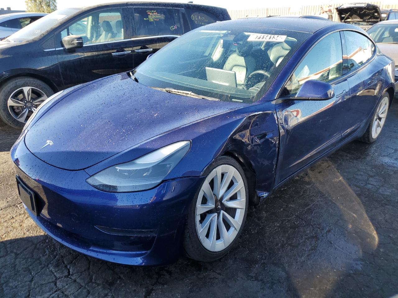TESLA MODEL 3