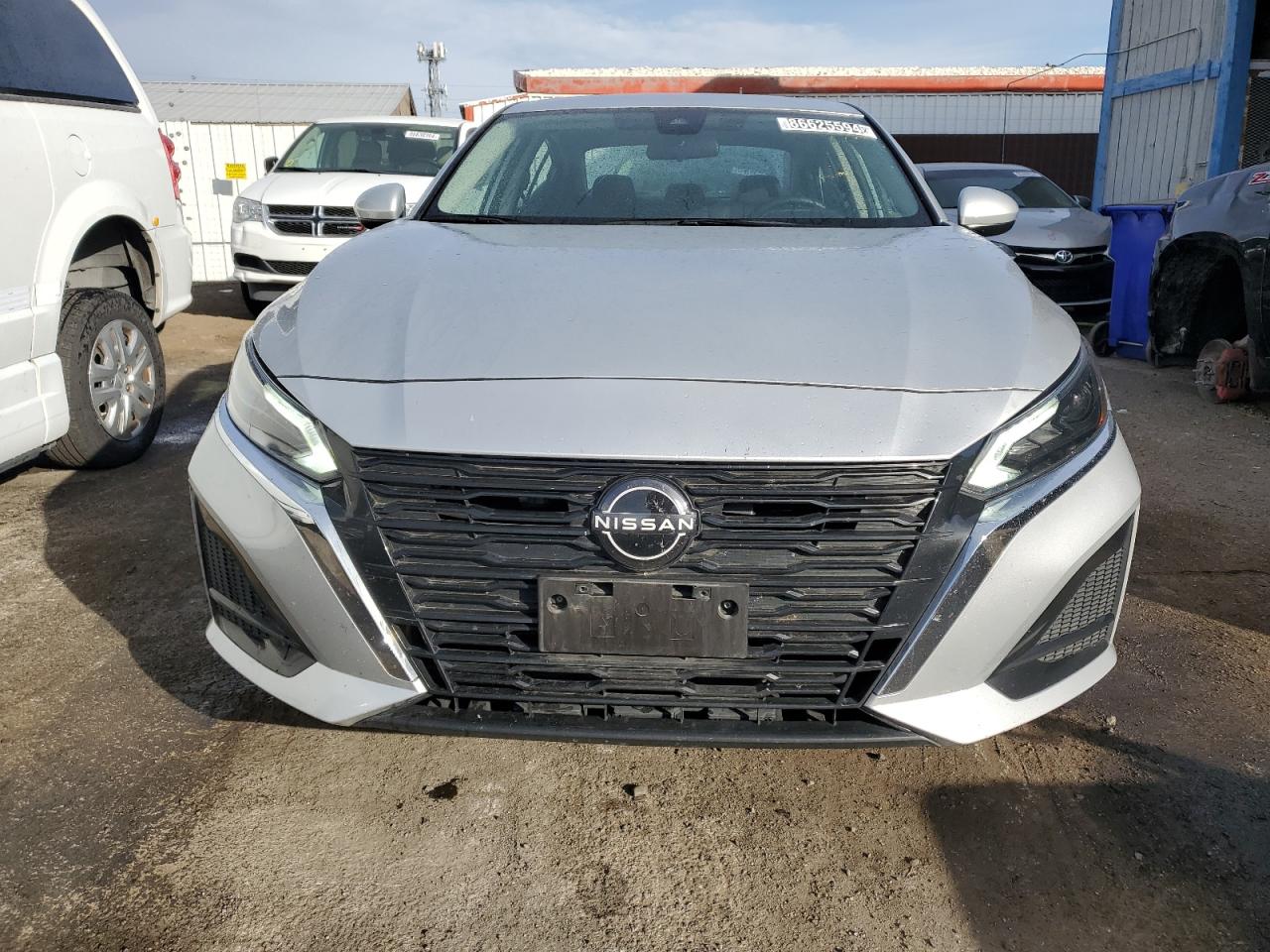 2023 NISSAN ALTIMA - Image 5