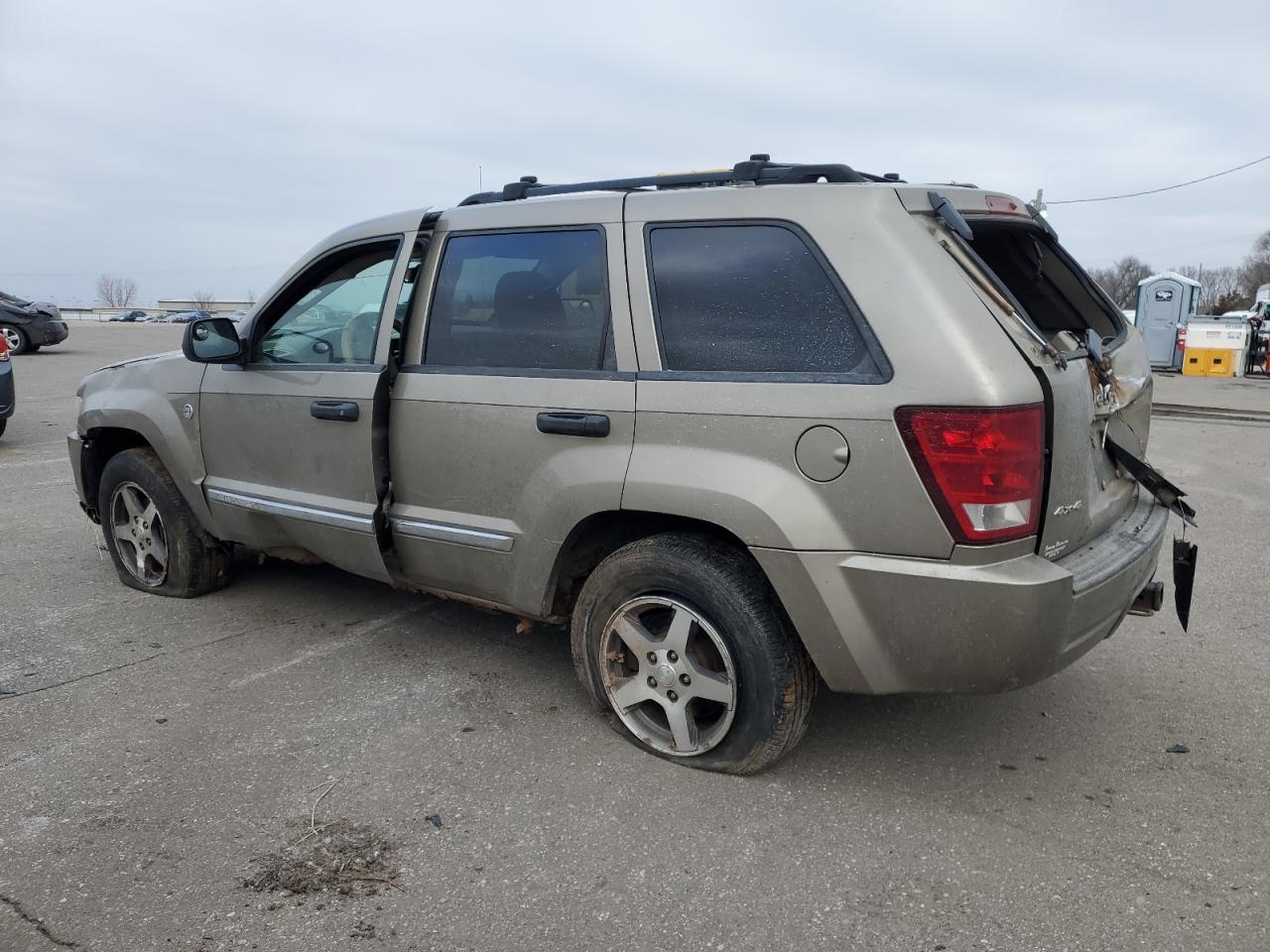2005 JEEP GRAND CHER - Image 2