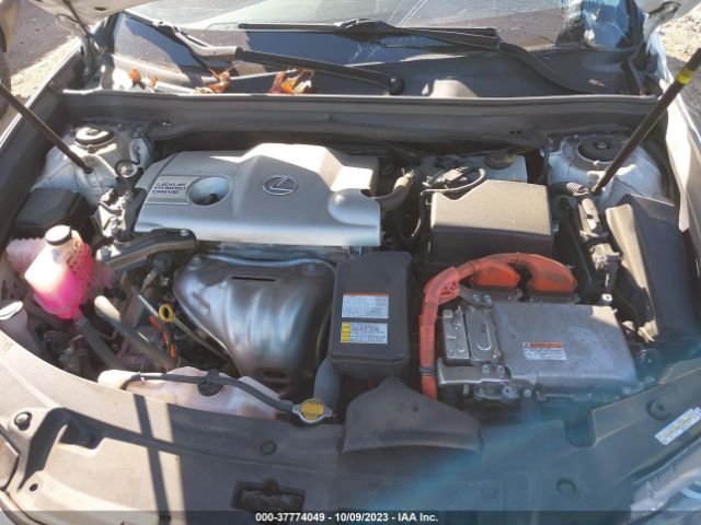 2015 Lexus ES 300H - Image 10