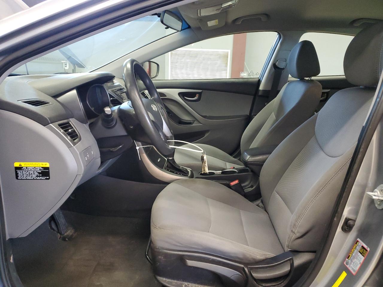2015 Hyundai Elantra - Image 7