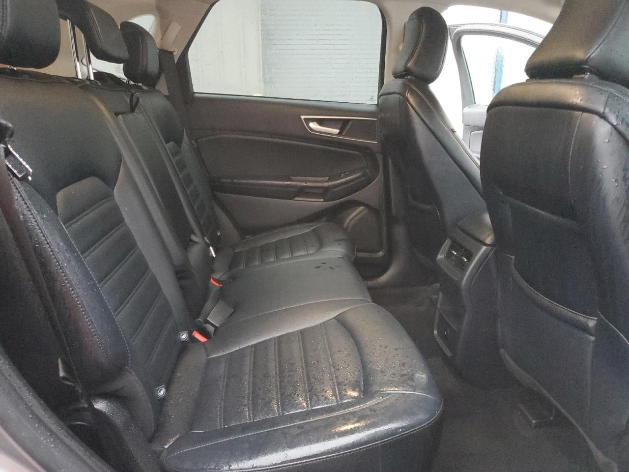 2023 Ford Edge - Image 11