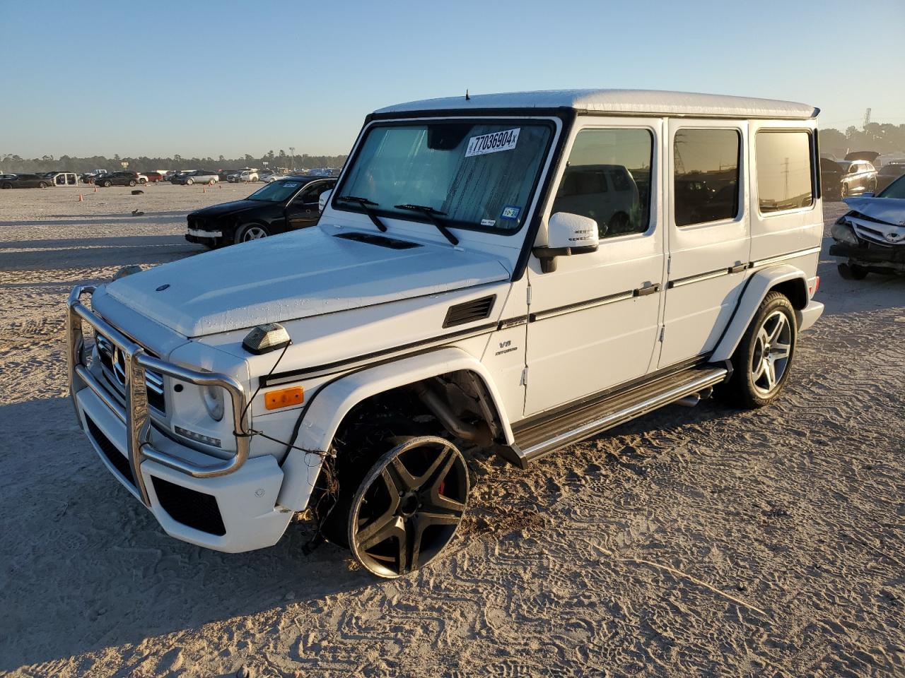 MERCEDES-BENZ G-CLASS WHITE