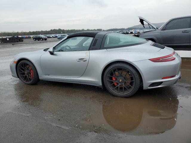 2018 Porsche 911 - Image 2