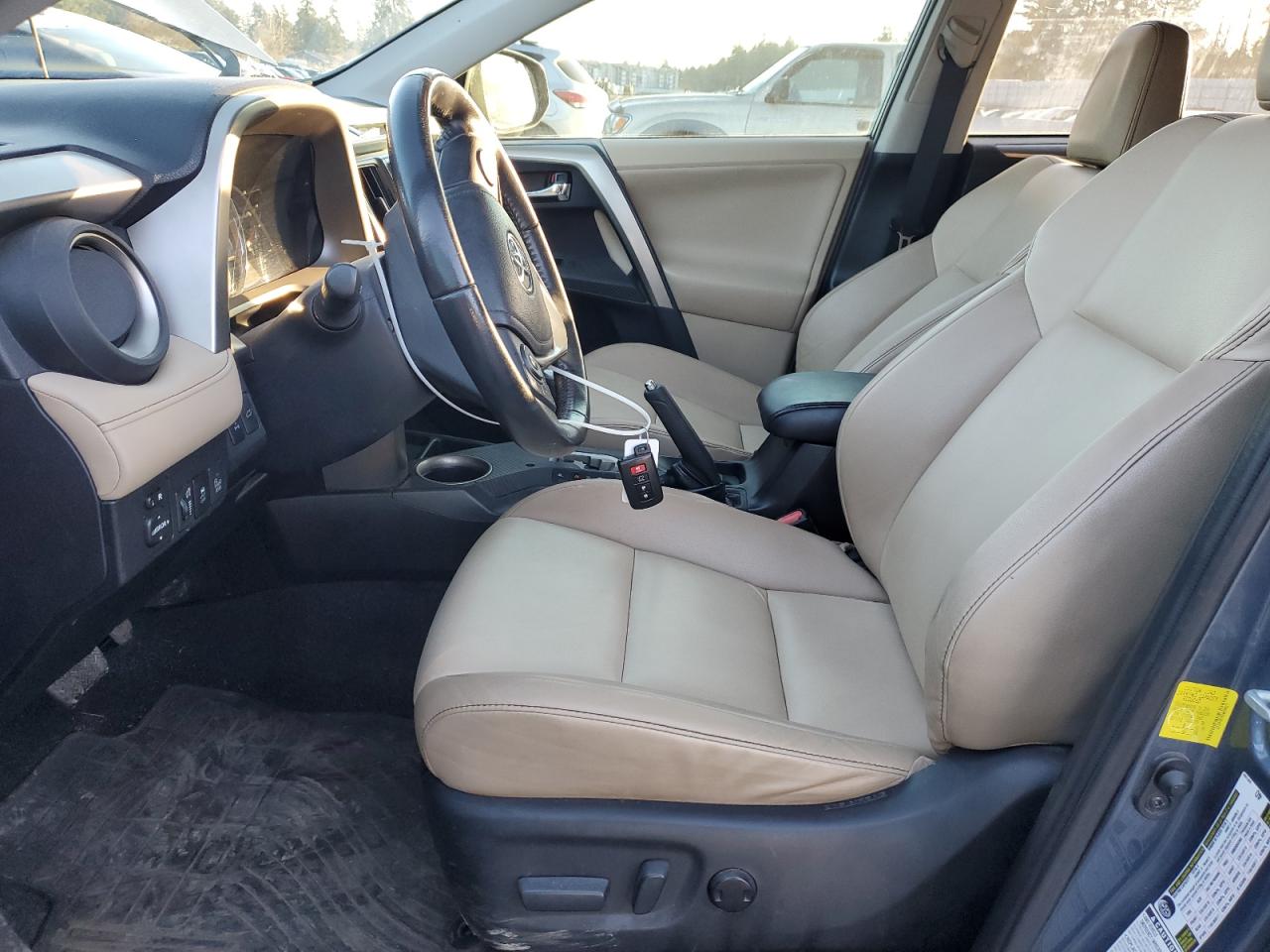 2013 TOYOTA RAV4 - Image 7
