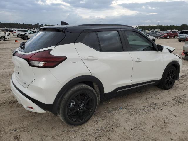 2023 Nissan Kicks - Image 3