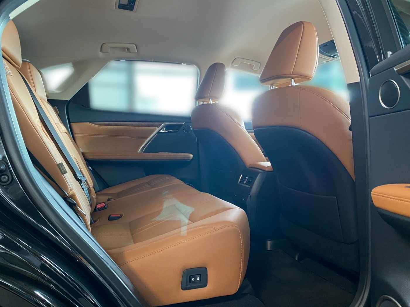 2022 Lexus RX450H - Image 8